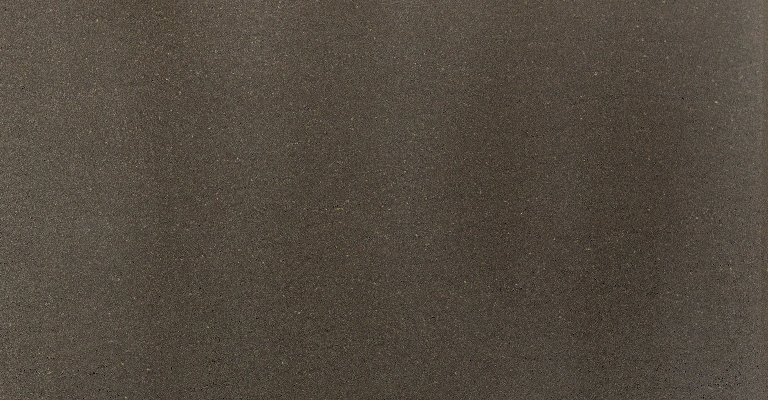 Een close-up van de natuursteensoort Basalt.