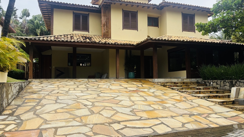 Gobi Yellow, Flagstones