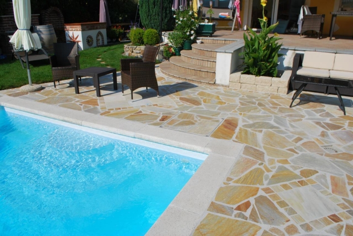 Gobi Yellow, Flagstones